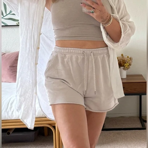 Vuori Fleece Short - Picture 4 of 5